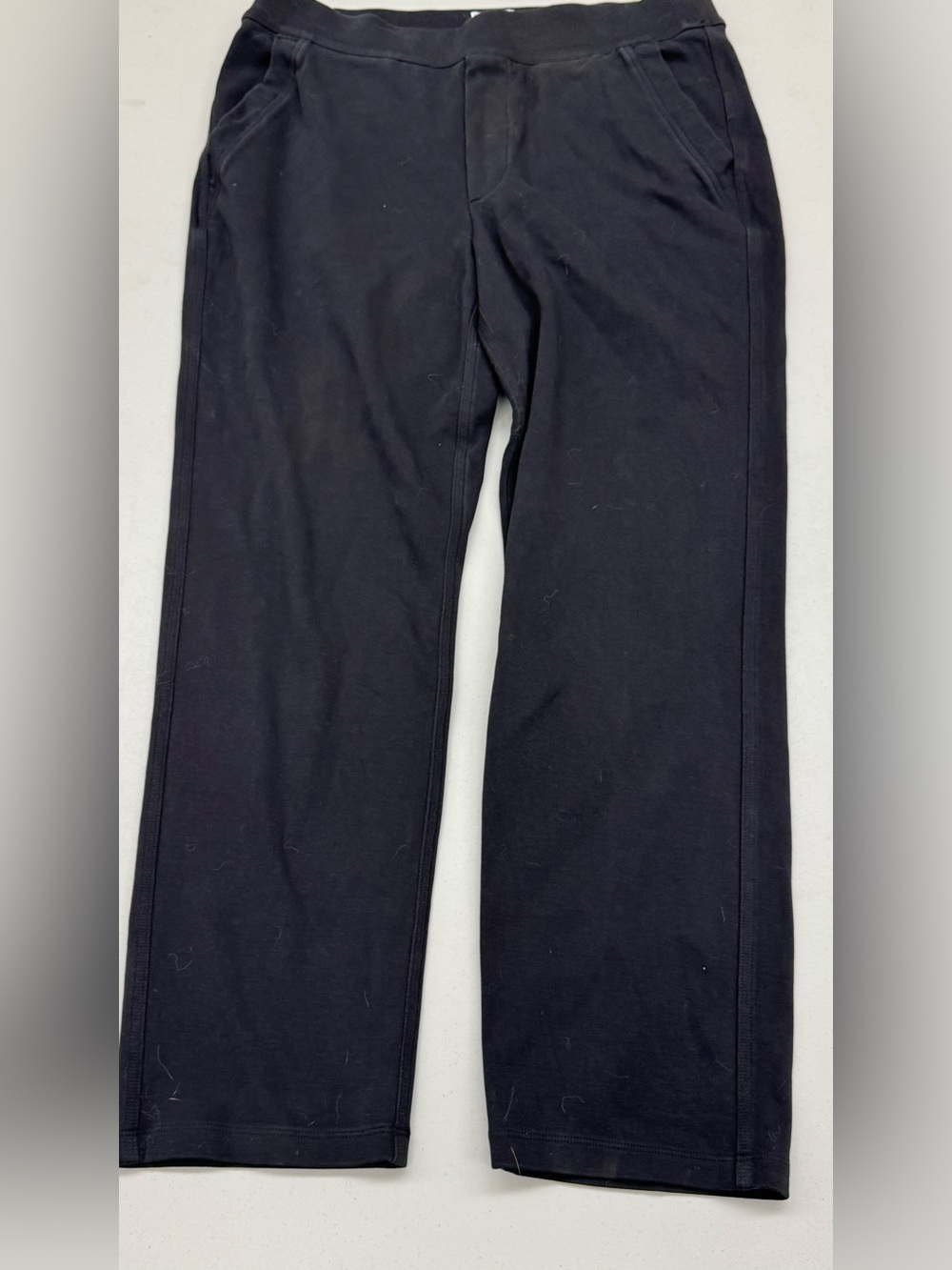 Duluth Trading Co Black Straight-Leg Track Yoga Pants size Medium short